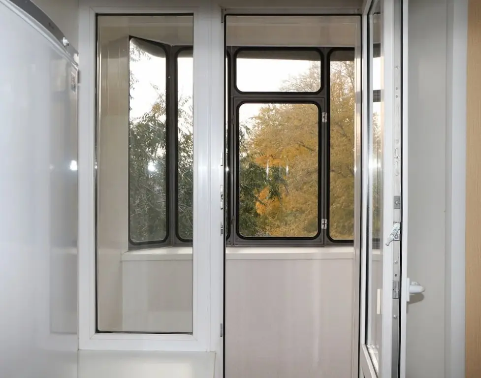 Ульяновск: 1-room Furnished Apartment With a Balcony in the Center of Ulyanovsk Daily