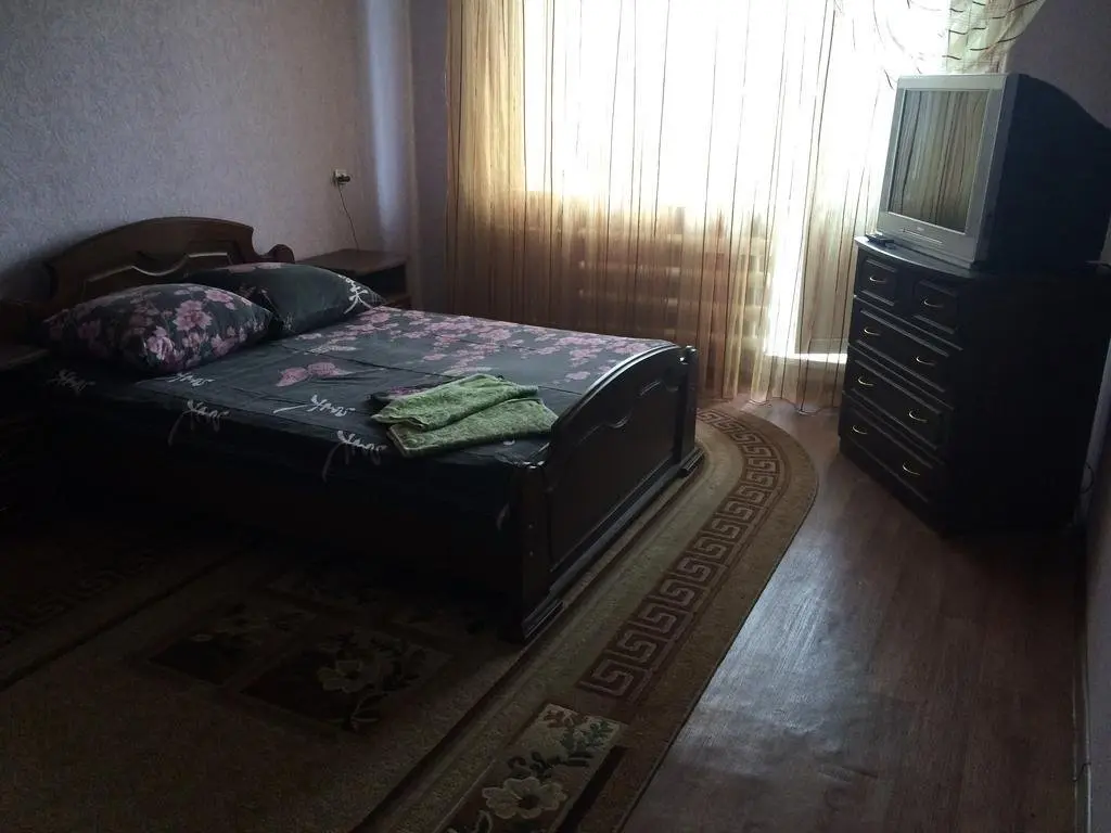 Ульяновск: Apartment na prospekte Druzhby Narodov 5
