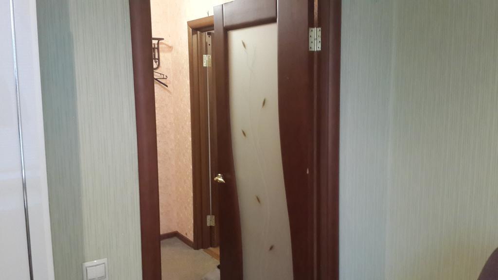 Ульяновск: Apartment na prospekte Druzhby Narodov 5