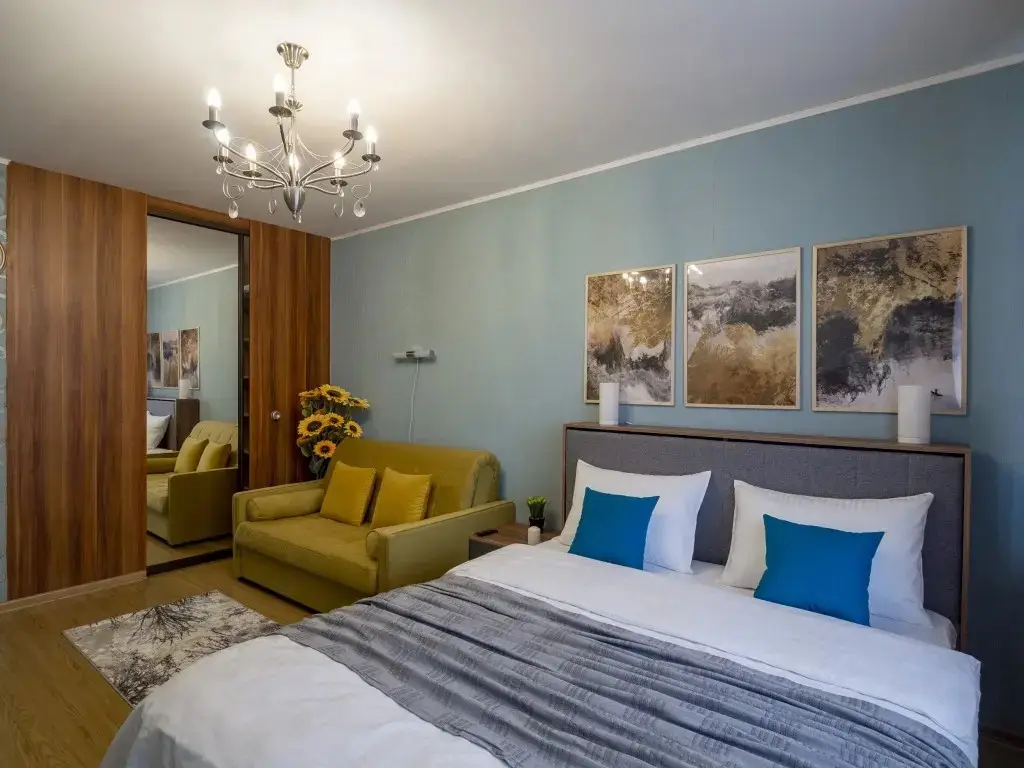 Москва: Studio apartment at Gagarinsky lane No 8
