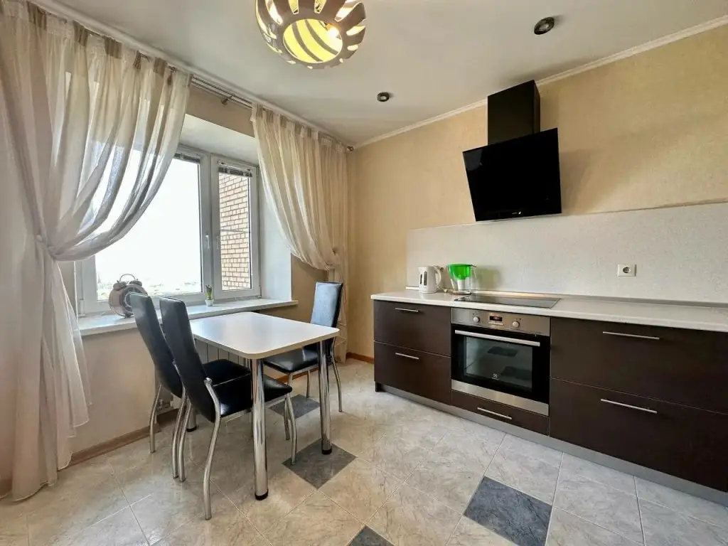 Самара: EasyRent Аэродромная,72а