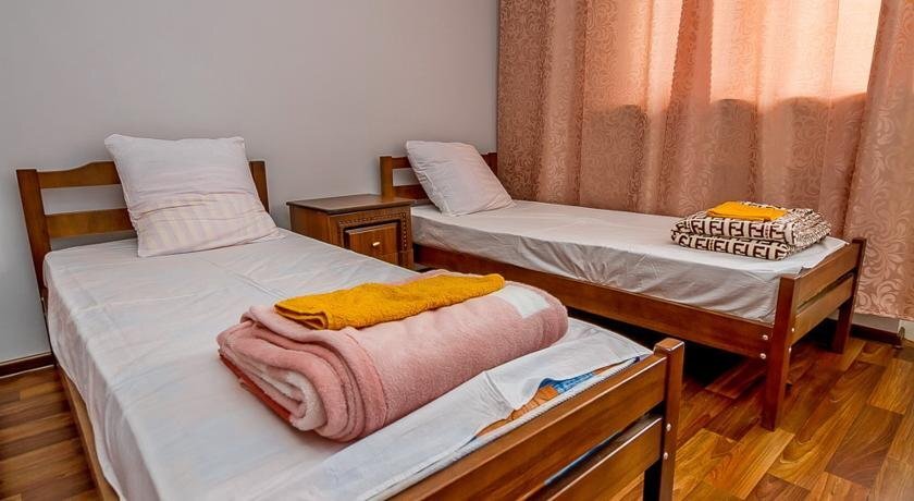 Сочи: 7 Fialok Guest House