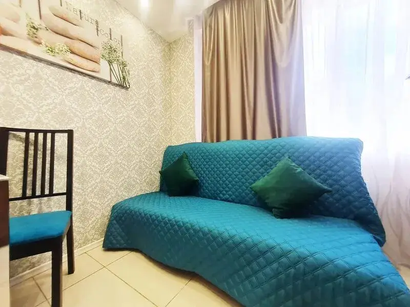 Новосибирск: Apartaments Novosibirska, st. Kirova, 27/3-2 Floor