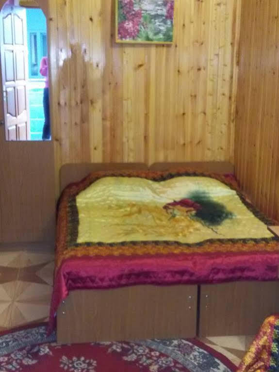 Сочи: Адрианна