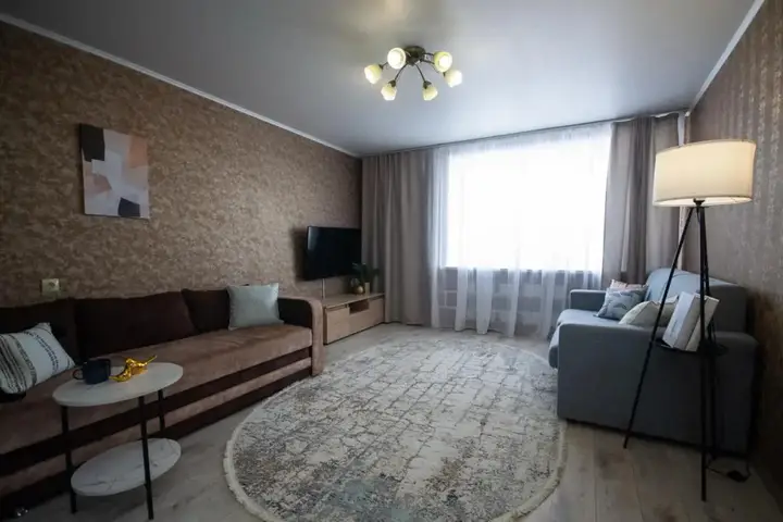 Балаково: Квартира Комфорт-класса Теплый Свет