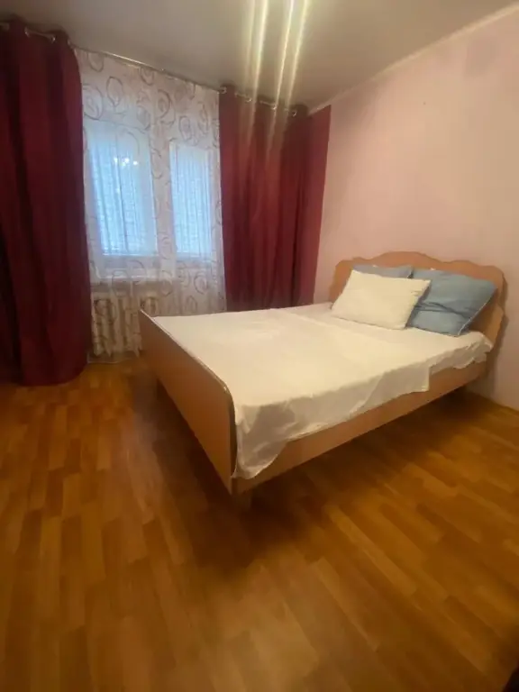 Липецк: Квартира в центре на Неделина