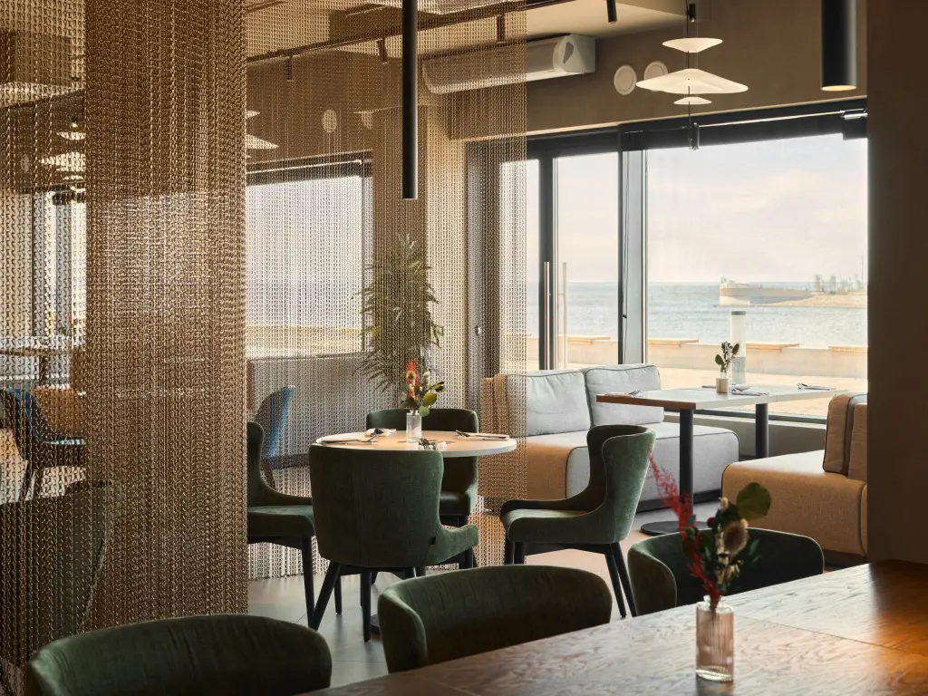 Санкт-Петербург: Отель Лахта Тауэрс by ZONT Hotel Group