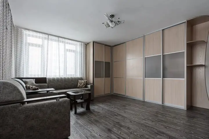 Красноярск: Квартира на улице Авиаторов 44