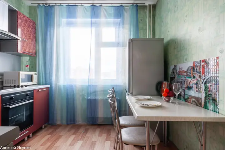 Красноярск: Квартира Алексеева 7