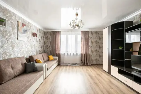 Квартира Двухкомнатная — фото 1