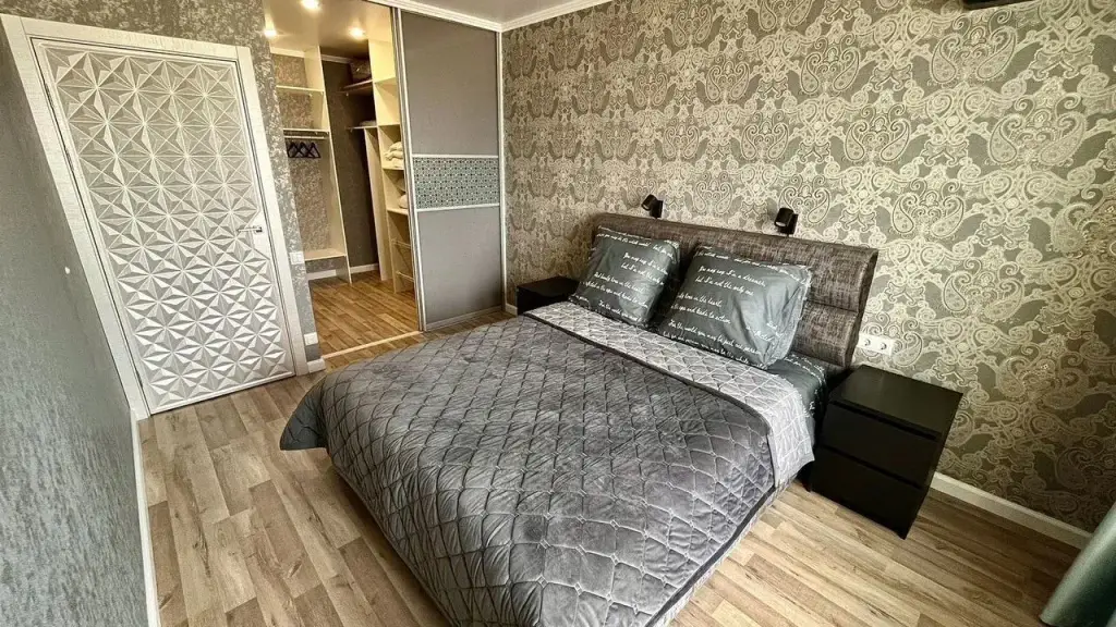 Саратов: Квартира с панорамным видом на реку
