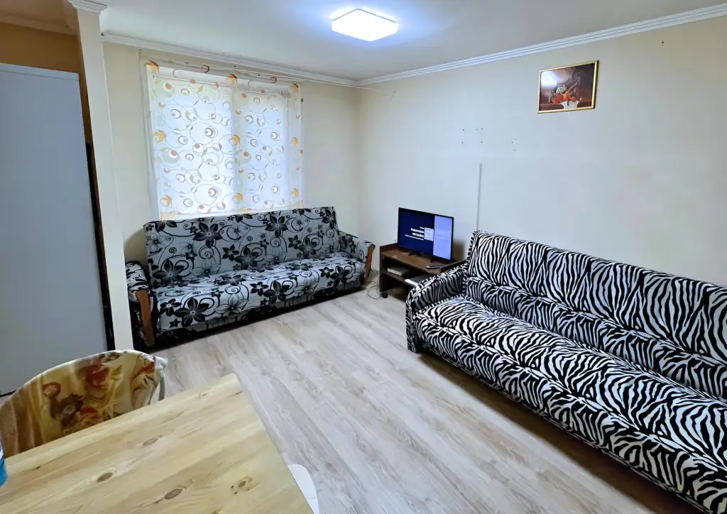 Квартира Двухкомнатная ул. Молодёжная 2 — фото 1