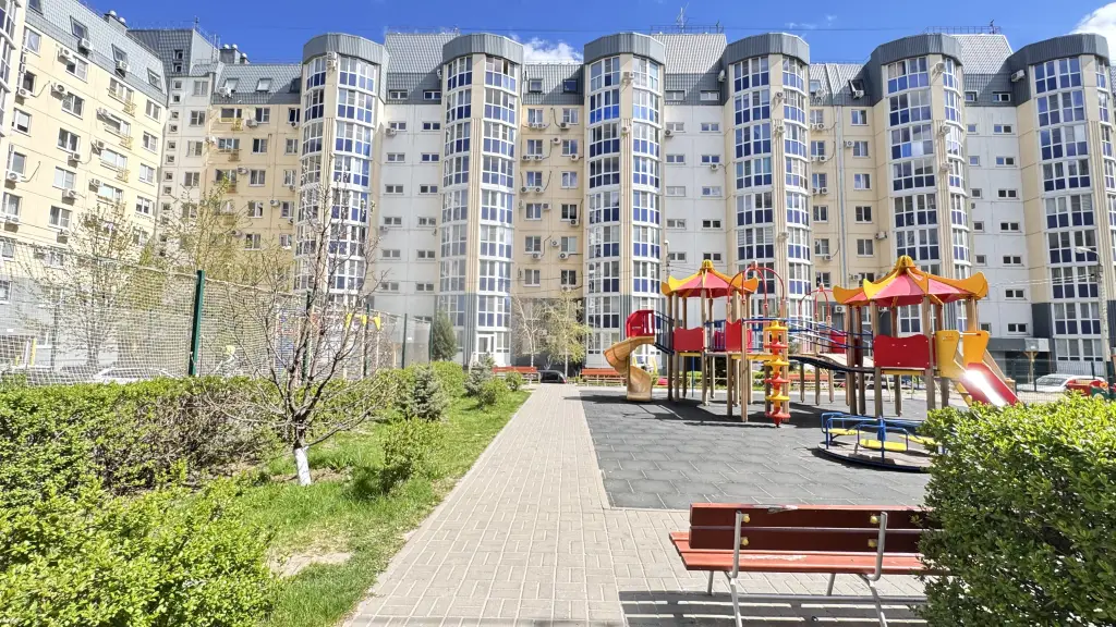 Волгоград: Квартира у мамаева кургана ленина 72а кв 65