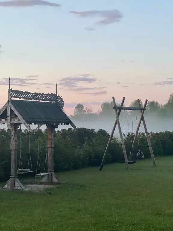 Ересино: Частный дом Терем Русская былина