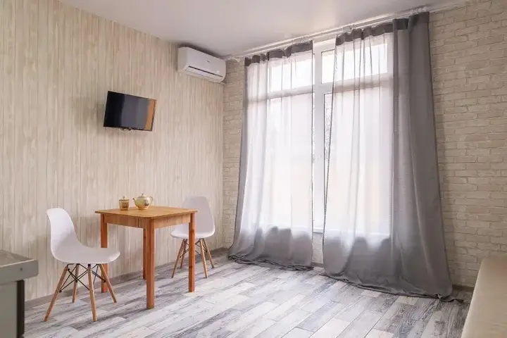 Сочи: Apartments on Kuvshinok 8