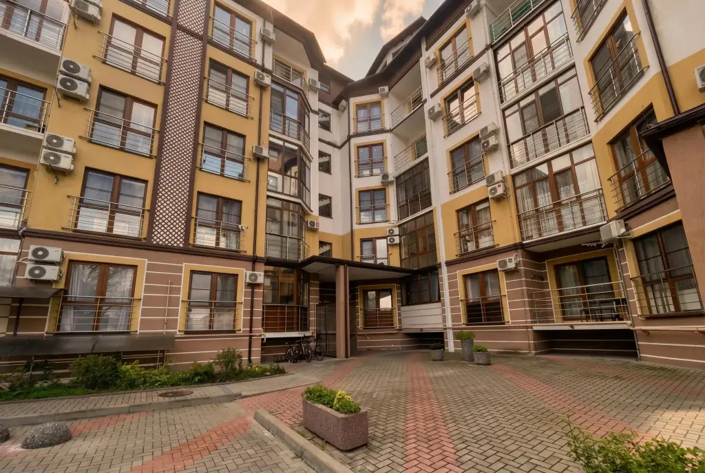 Wolf Apartments (Вольф Апартментс) на улице Халтурина — фото 1