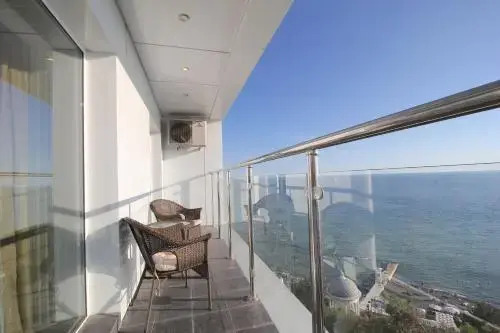 Сочи: Apartment Chernomorskaya