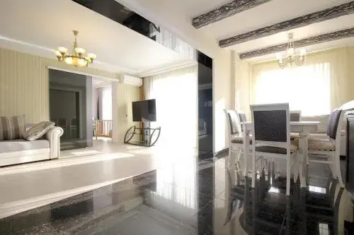 Сочи: Apartment Chernomorskaya