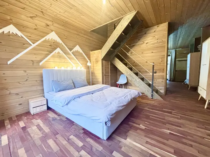 Красная Поляна: Апартаменты Кругозор*2-эт. Апартаменты, Вид на Озеро