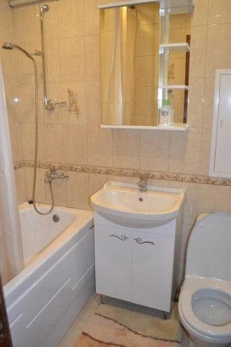 Сочи: Apartment Na Kalinina