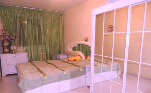 Сочи: Apartment Navaginskaya 12-1