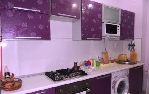 Сочи: Apartment Navaginskaya 12-1