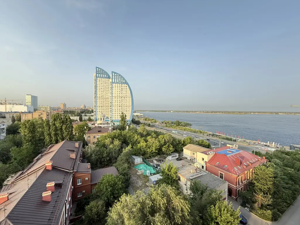 Волгоград: Квартира Евродвушка отдельная спальня + кухня-гостиная