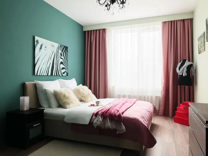 Санкт-Петербург: Квартира Время года Веста