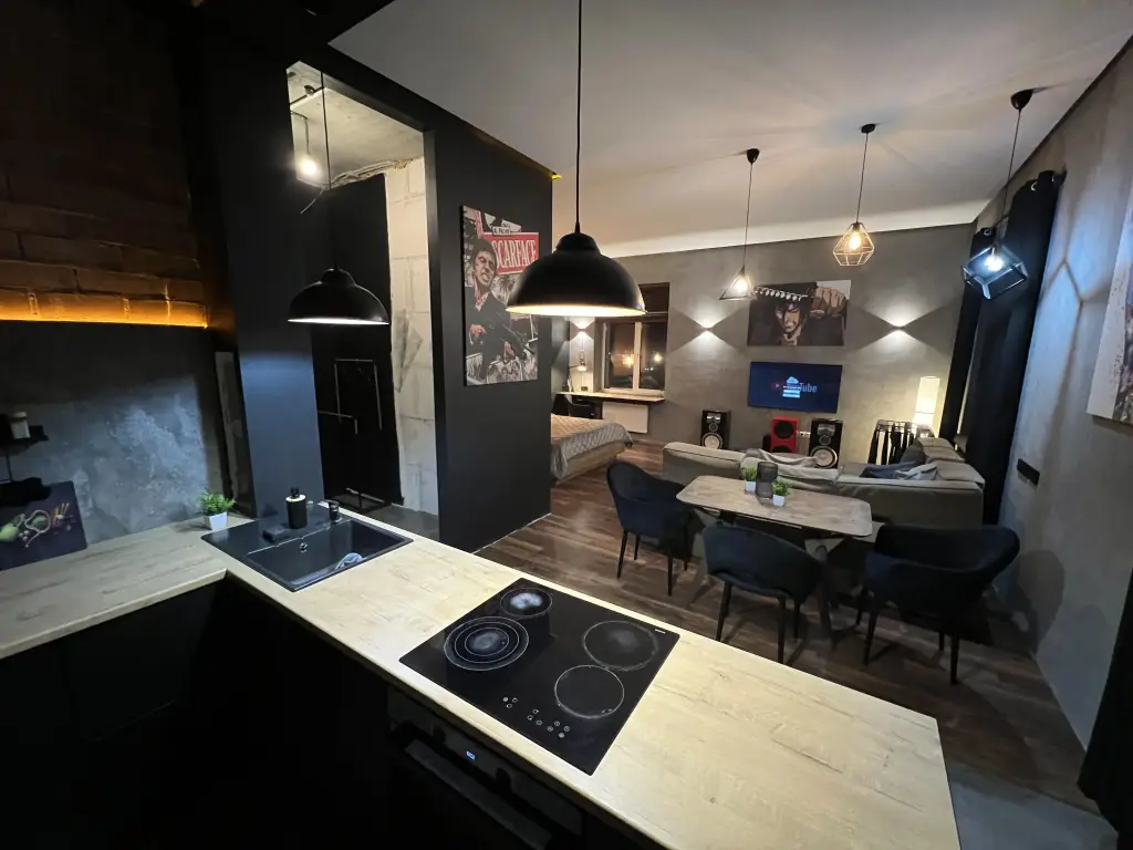 Сыктывкар: Квартира Лофт 3,5 м Потолок
