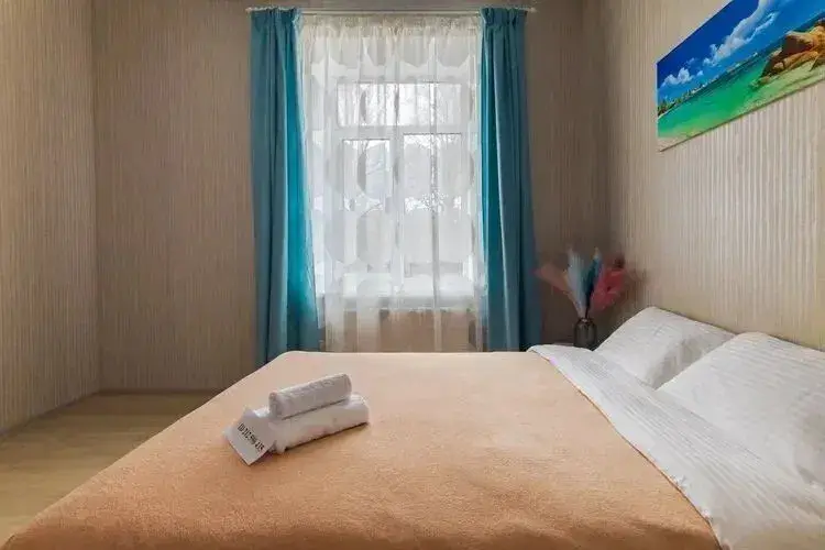 Кронштадт: Квартира на Красной 8к1