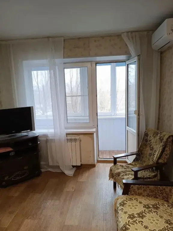 Волгоград: Квартира двухкомнатная на улице Кузнецова 9
