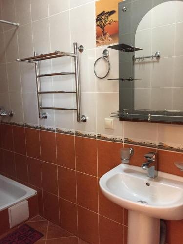 Сочи: Apartment on Tsiuriupy 70a
