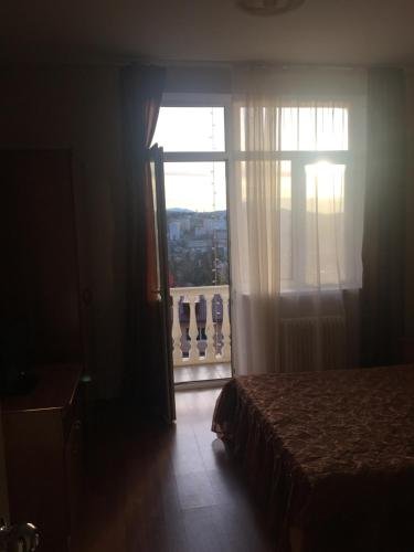 Сочи: Apartment on Tsiuriupy 70a