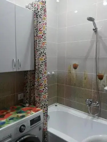Сочи: Apartment on Tyulpanov 3