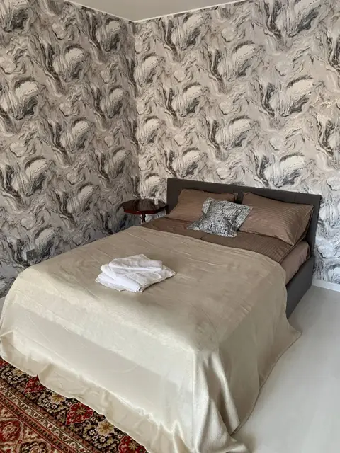 Квартира 1-комнатная квартира с дизайнерским ремонтом на Приморской — фото 1