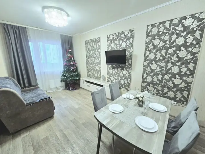 Барнаул: Квартира на улице Гущина 150/4