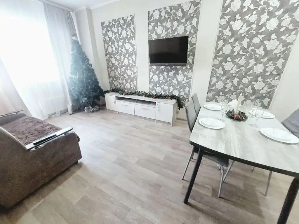 Барнаул: Квартира на улице Гущина 150/4