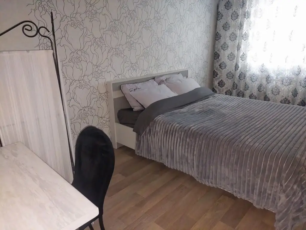 Барнаул: Квартира на улице Гущина 150/4