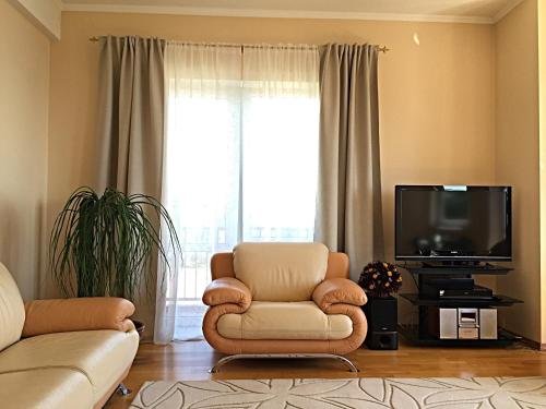 Сочи: Apartments in Villa On Kurortny Prospekt