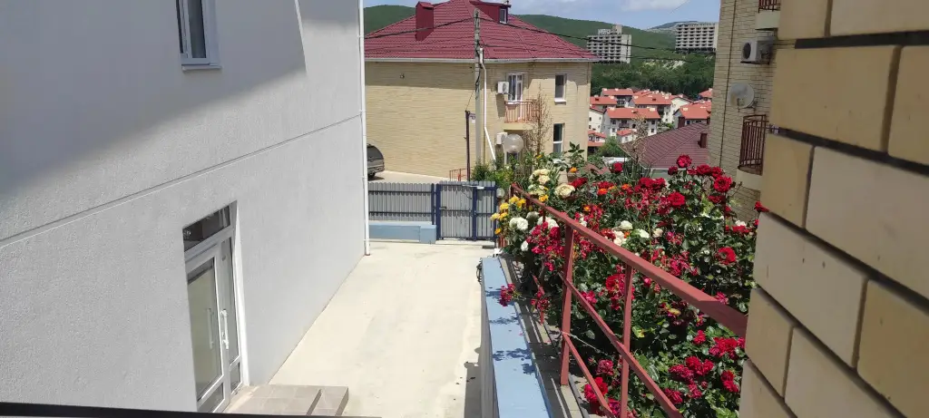 Сукко: Меблированные комнаты Дом у моря