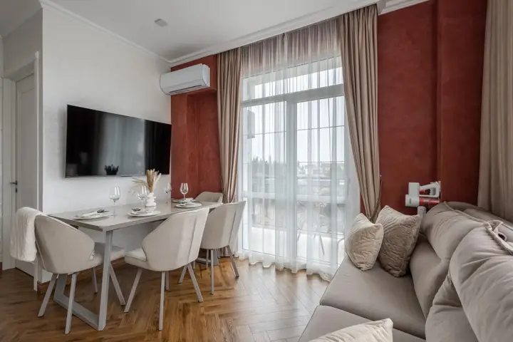 Сочи: Апартаменты Red Apartments Арт Лайт Лерой