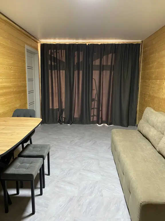 Поповка: Гостевой дом Golden House