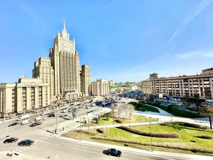 Москва: Апартаменты с видом на МИД