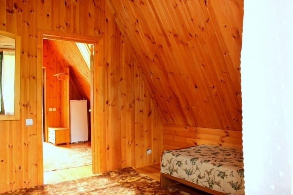 Сочи: Дом отдыха «Лунная Поляна»