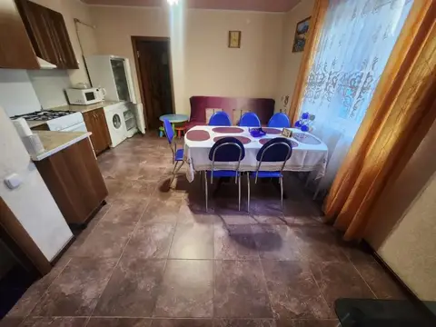 Частный дом Уютный трехкомнатный — фото 1