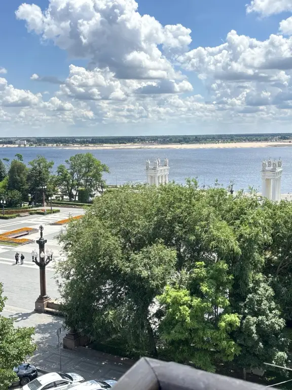 Волгоград: Квартира С Видом На Волгу И Фонтан Дружбы Народов
