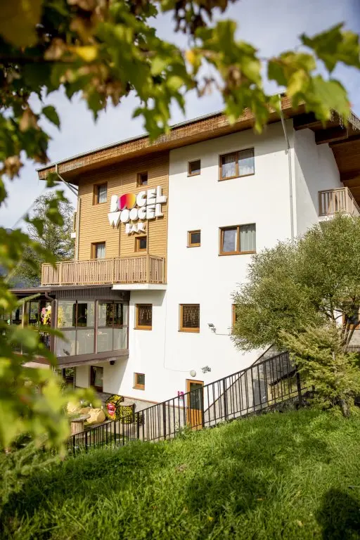 Эсто-Садок: Hotel BoogelWoogel Bar Роза Хутор