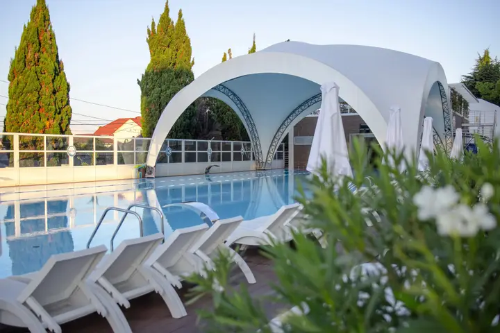 Сочи: Гостиничный комплекс Bridge Resort