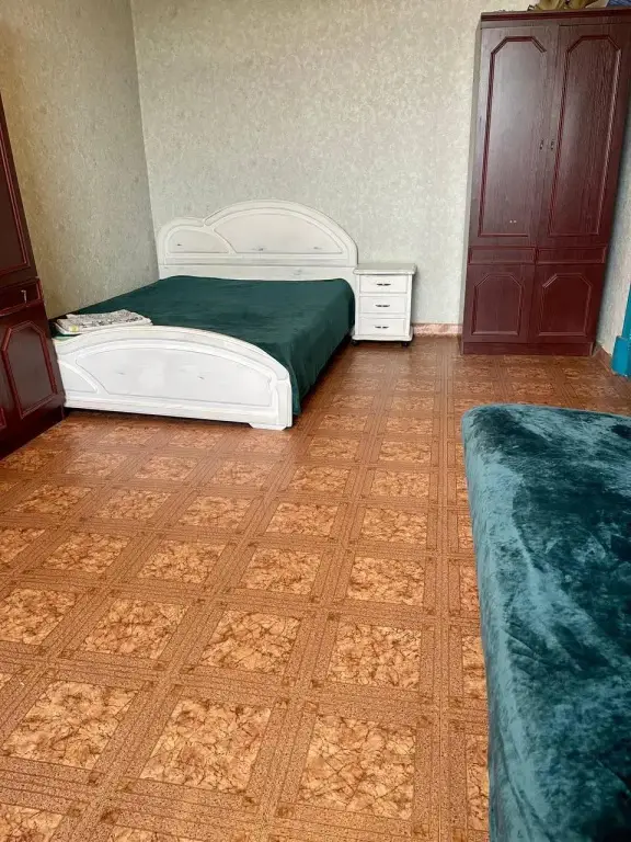 Петропавловск-Камчатский: Уютный дом на улице Красная сопка 42