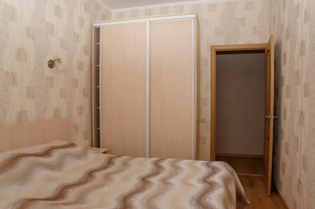 Омск: Апартаменты на Стачечной 6